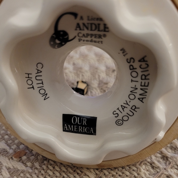 Candle Capper Festive Winter Candle Topper with Christmas Carolers Our America - Picture 5 of 5